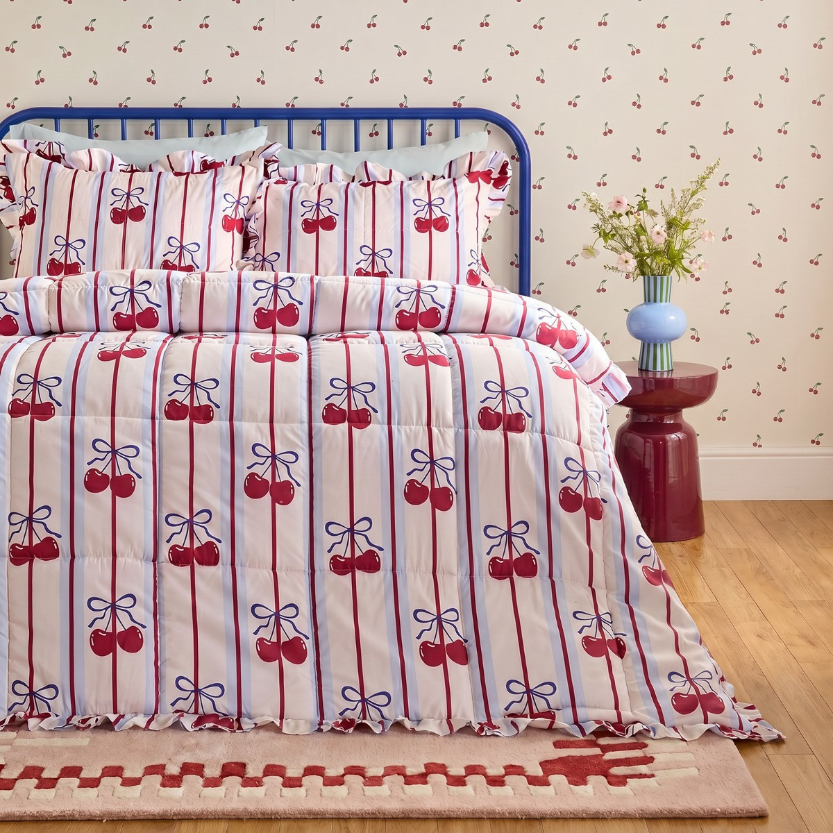 OHS Cherry Print Frill Edge Coverless 7.5 Tog Duvet Set - Blue>