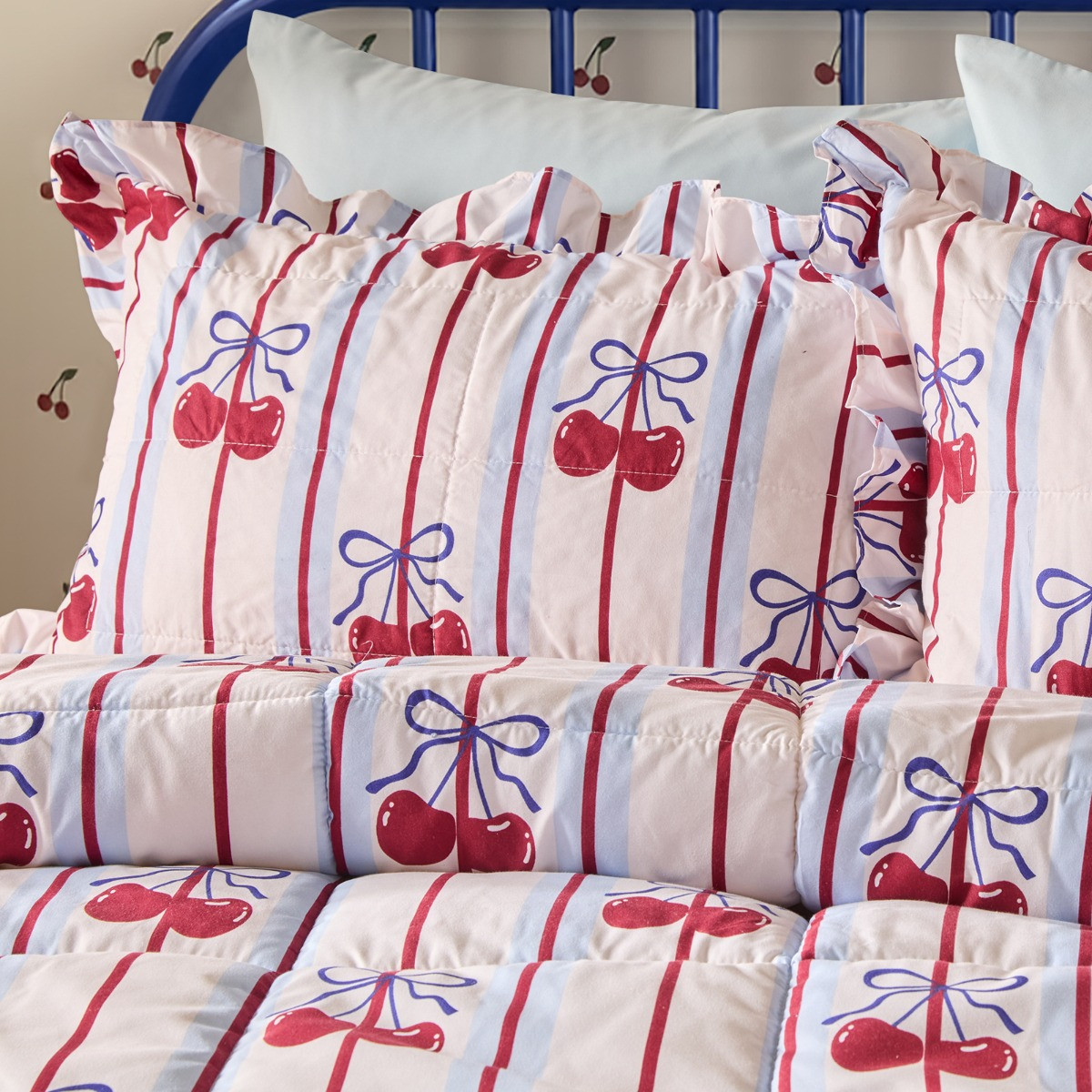 OHS Cherry Print Frill Edge Coverless 7.5 Tog Duvet Set - Blue>
