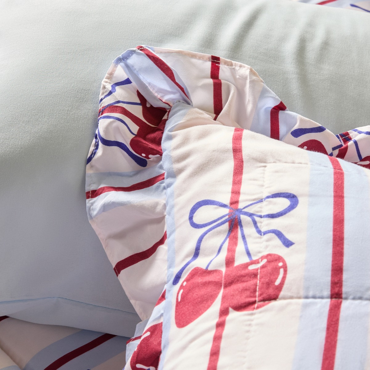 OHS Cherry Print Frill Edge Coverless 7.5 Tog Duvet Set - Blue>