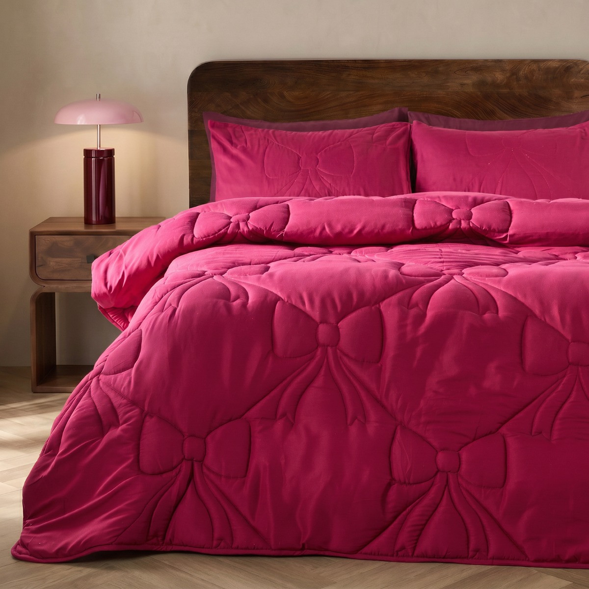 OHS Diamond Bow Quilted Coverless 7.5 Tog Duvet Set - Berry>