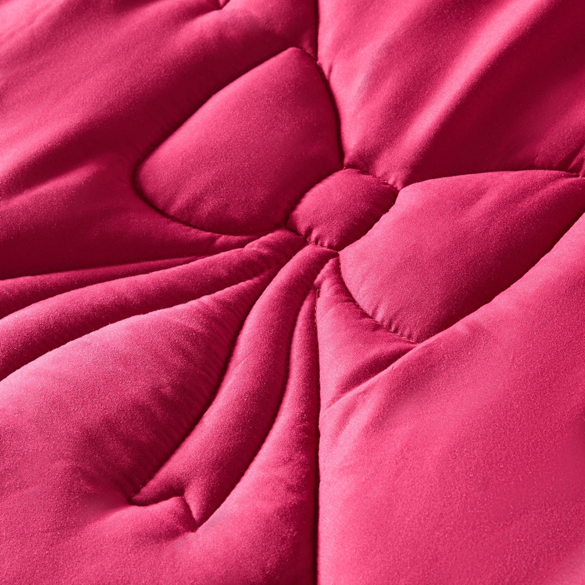 OHS Diamond Bow Quilted Coverless 7.5 Tog Duvet Set - Berry>