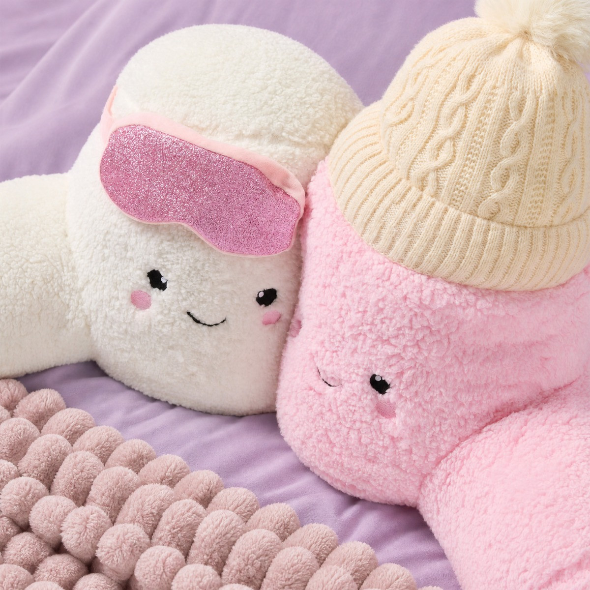 OHS Cotton & Candy The Winter Marshmallow Cuddle Cushion - Pink/White>