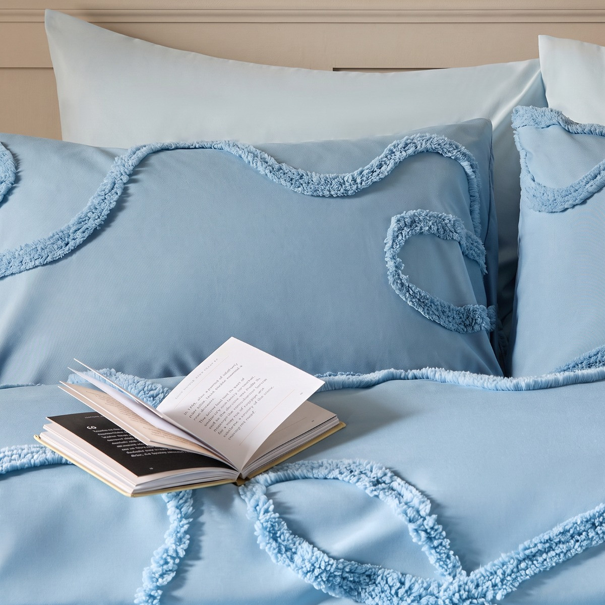 OHS Tufted Bow Duvet Cover Set - Dusky Blue>