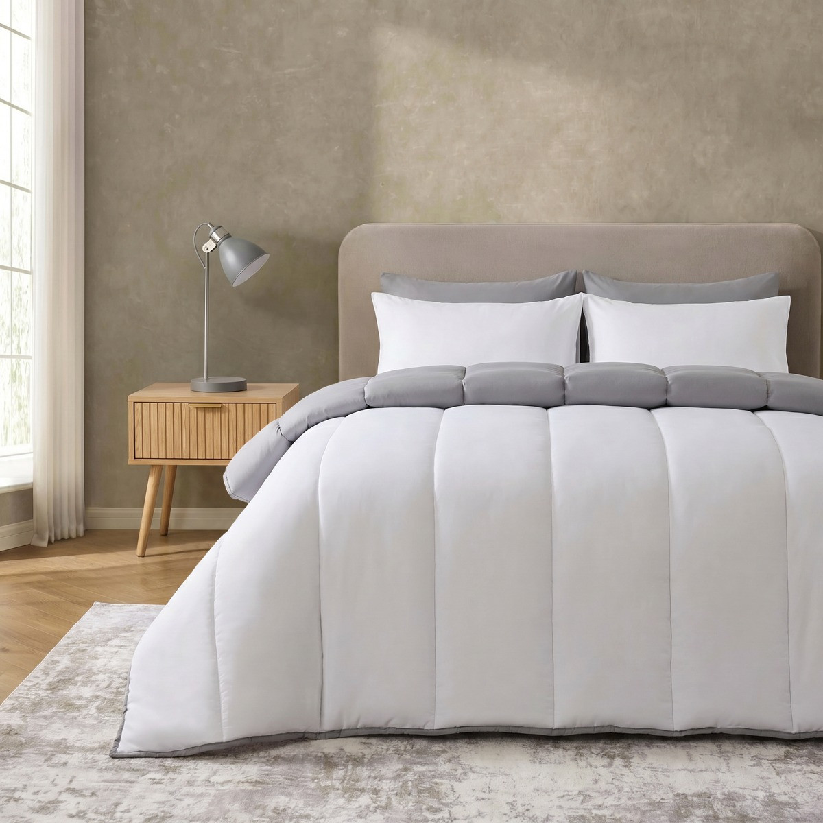 OHS Coverless 10.5 Tog Reversible Duvet Set - Grey/White>