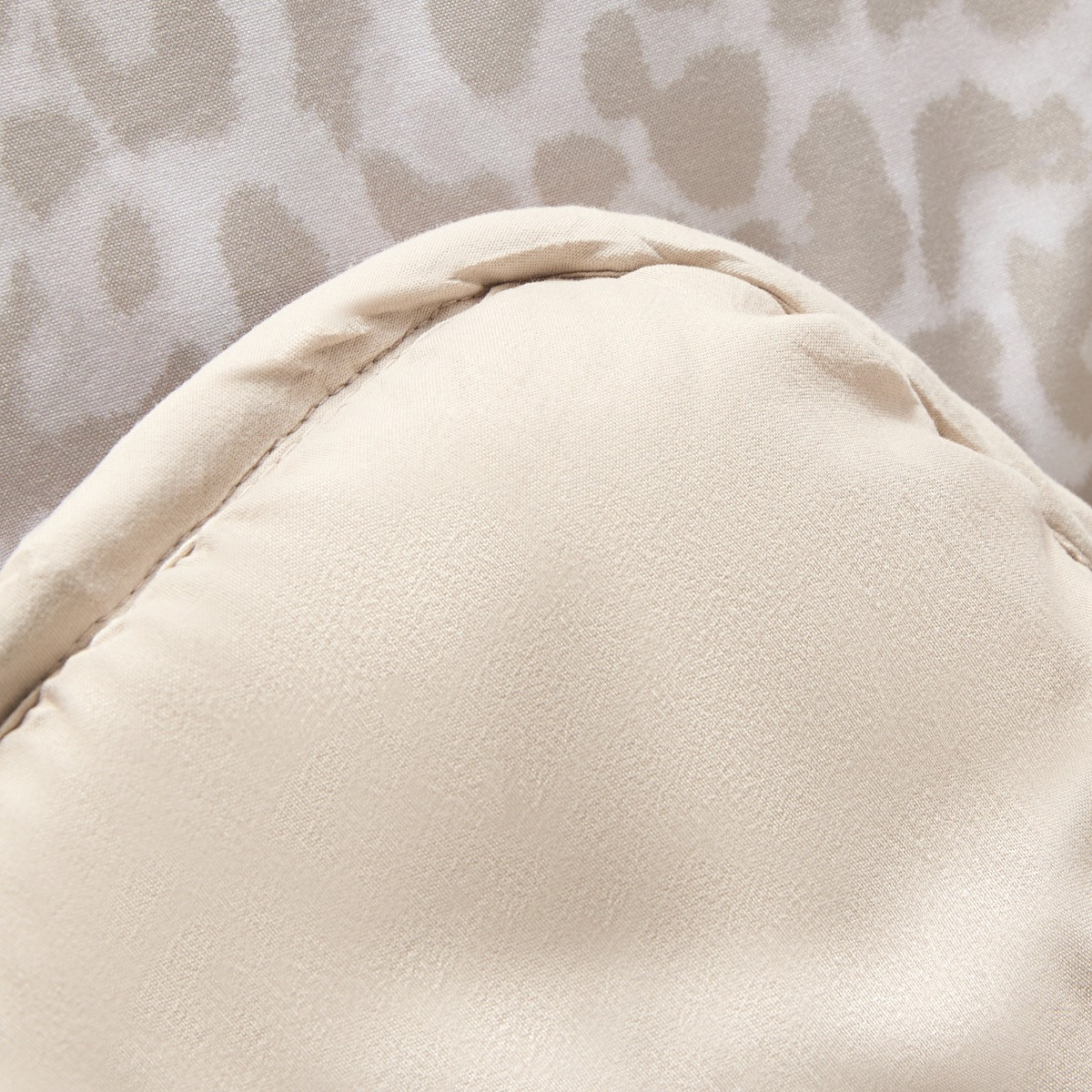 OHS Leopard Print Coverless 10.5 Tog Duvet Set - Stone>