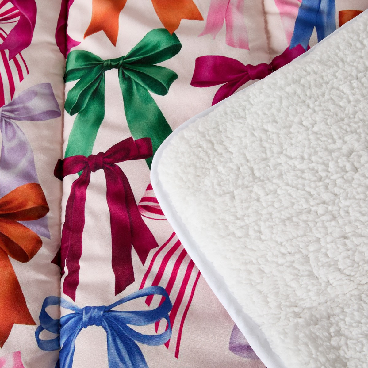 OHS Bow Print Coverless Sherpa Fleece 10.5 Tog Duvet Set - Multi>