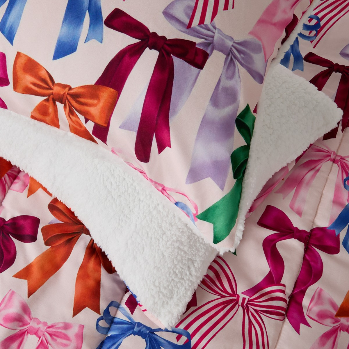 OHS Bow Print Coverless Sherpa Fleece 10.5 Tog Duvet Set - Multi>
