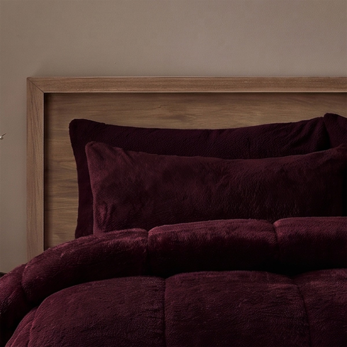 OHS Teddy Coverless 10.5 Duvet Set - Plum>