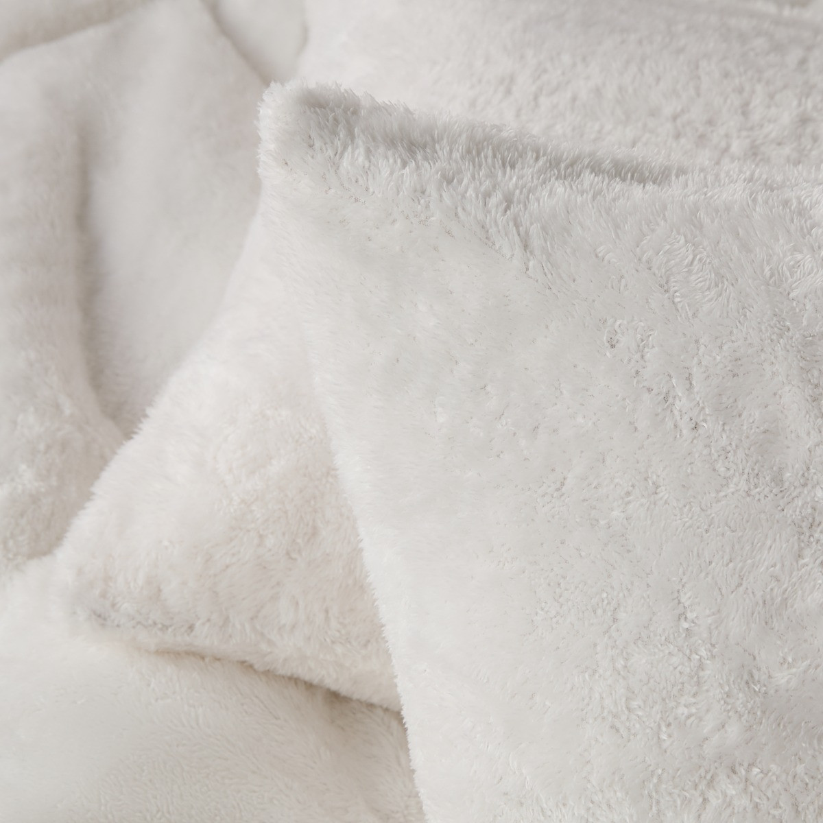 OHS Teddy Coverless 10.5 Duvet Set - White>