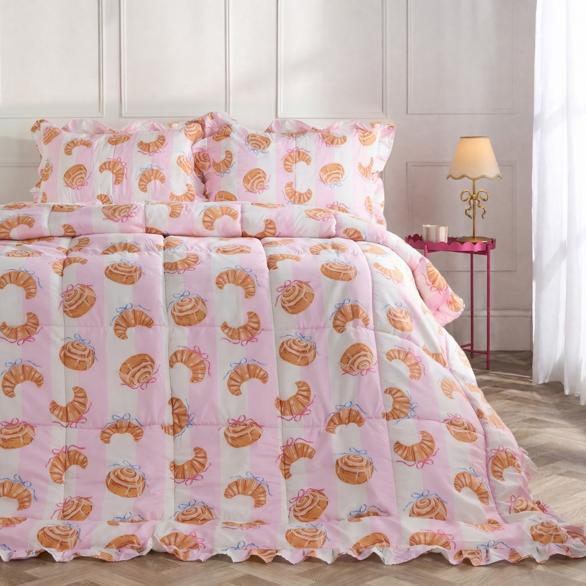 OHS Croissant Print Frill Edge Coverless 7.5 Tog Duvet Set - Pink/White>