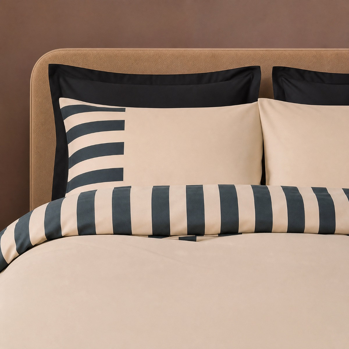 OHS Stripe Edge Duvet Cover Set - Stone/Black>