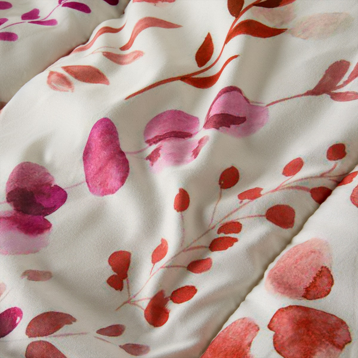OHS Floral Print Coverless 10.5 Tog Duvet Set - White/Burgundy>
