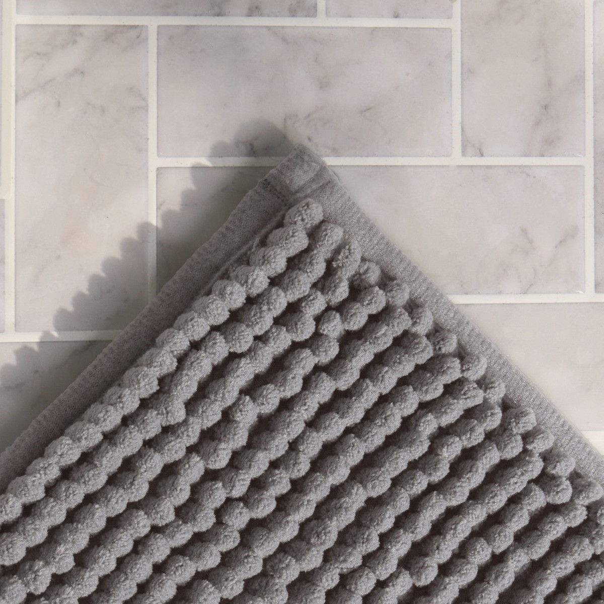 OHS Runner Noodle Bath Mat - Grey>