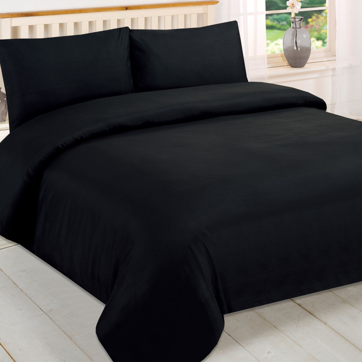 Brentfords Plain Dye Duvet with Pillow Sham - Black>