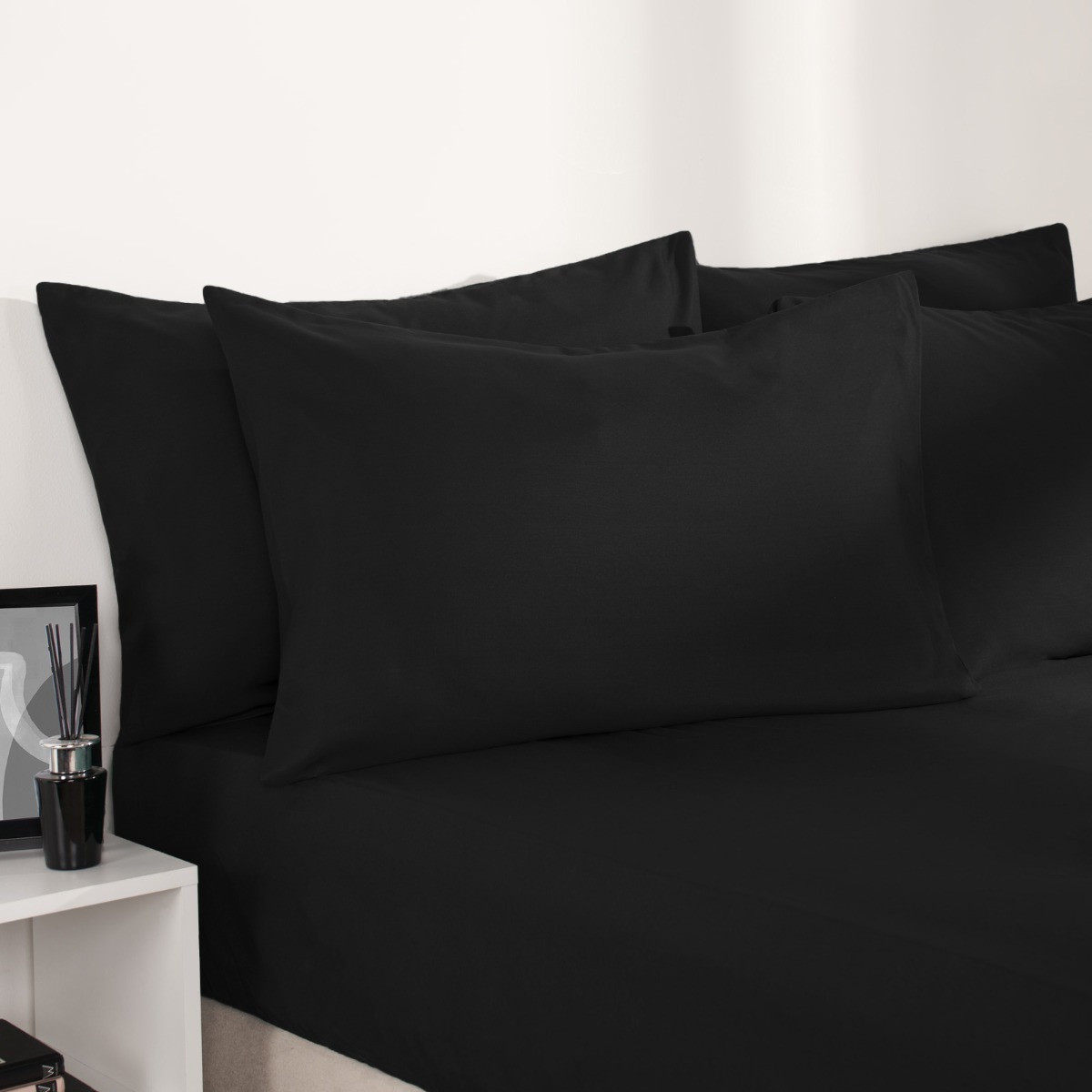 Brentfords Plain Duvet Cover Quilt with Pillowcase - Black, Single>