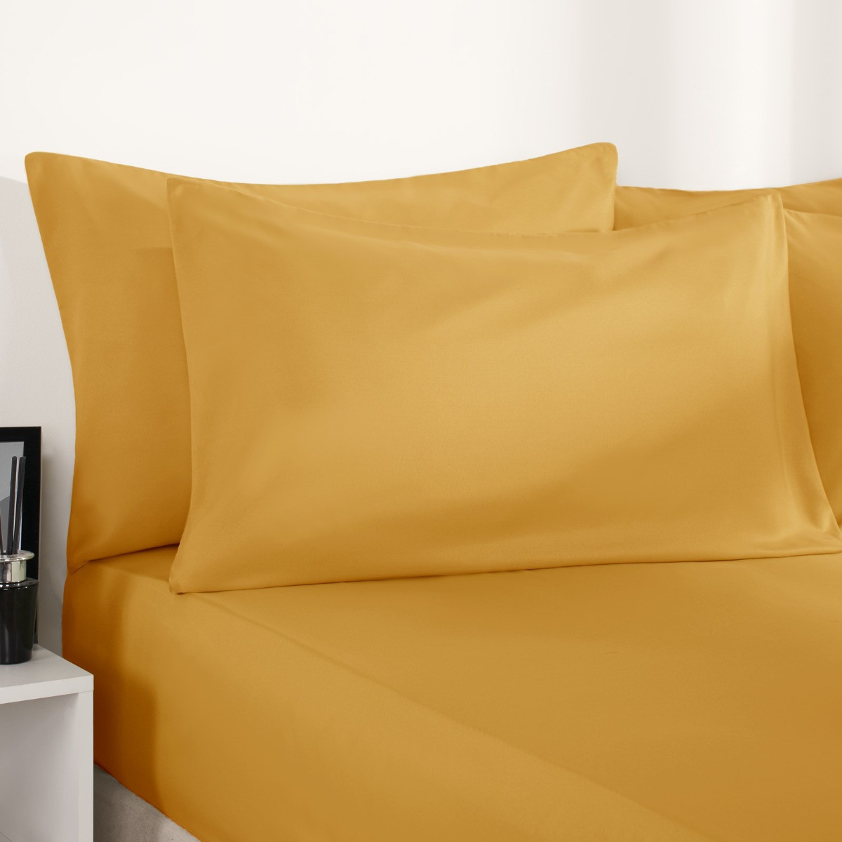 Brentfords Plain Fitted Bed Sheet, Mustard Ochre Yellow - Double>