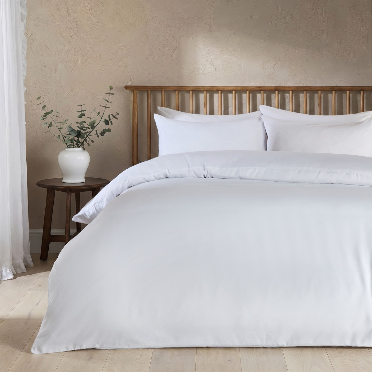 OHS Plain Duvet King Size Cover with Pillowcases - White>