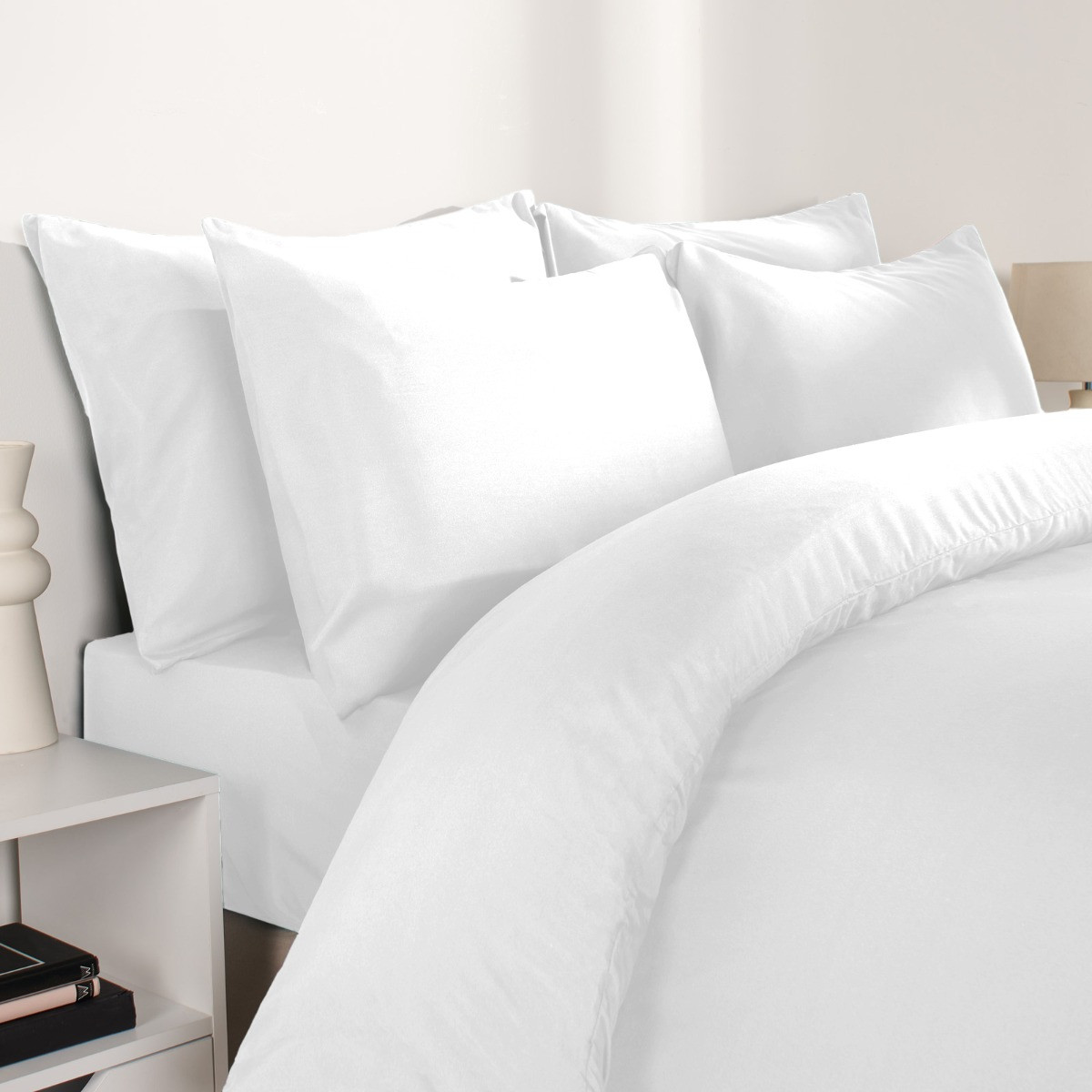 Brentfords Plain Duvet Single Cover with Pillowcases - White>