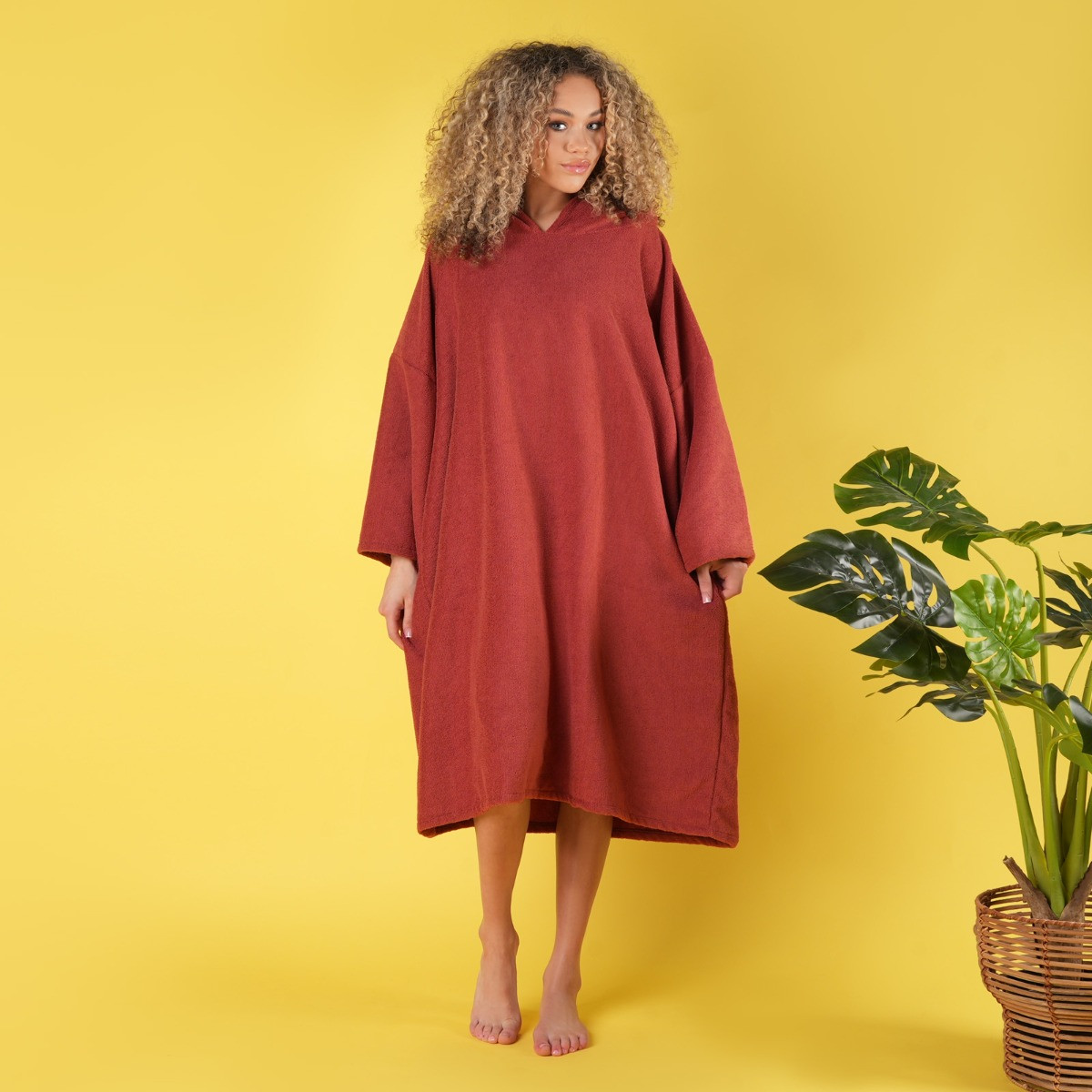 Brentfords Adult Poncho Oversized Changing Robe - Brick Red>