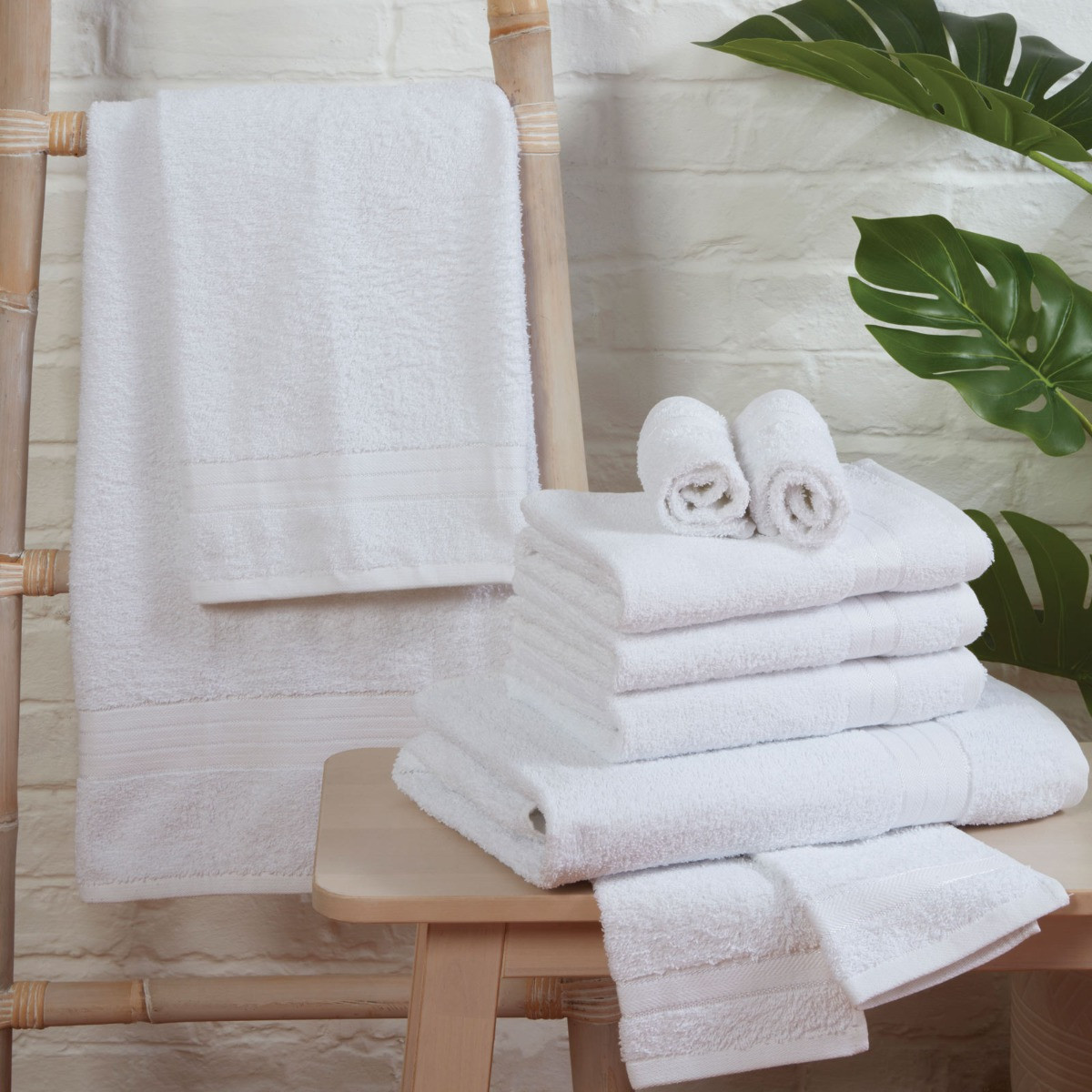 Brentfords 100% Cotton Towel - White>
