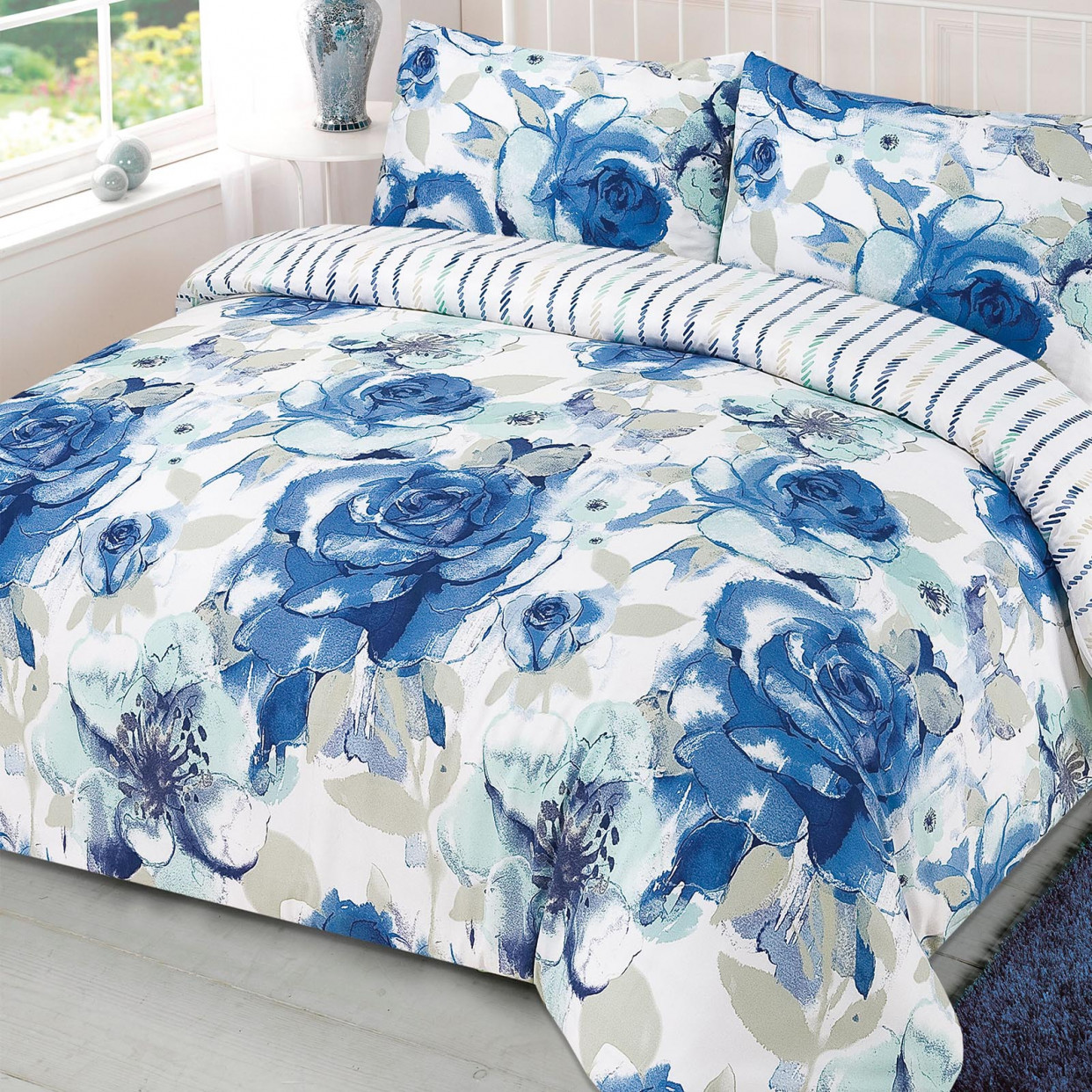 Floral Reversible King Size Cover With Pillowcase Set Blue/White>