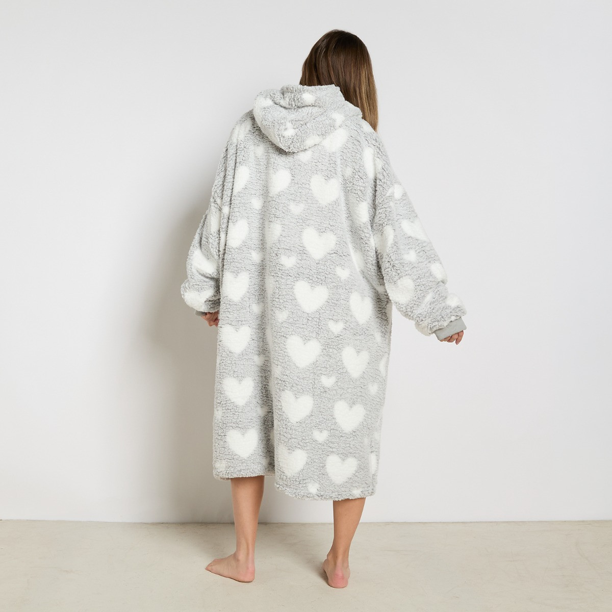OHS Adults Extra Long Heart Teddy Marl Hoodie Blanket - Charcoal >