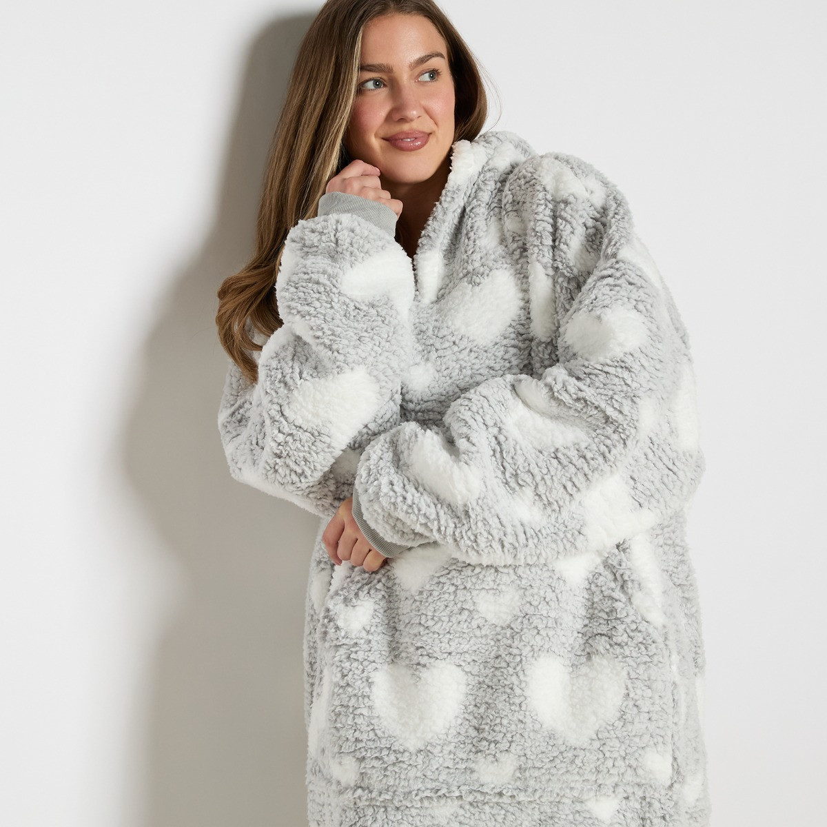 OHS Adults Extra Long Heart Teddy Marl Hoodie Blanket - Charcoal >