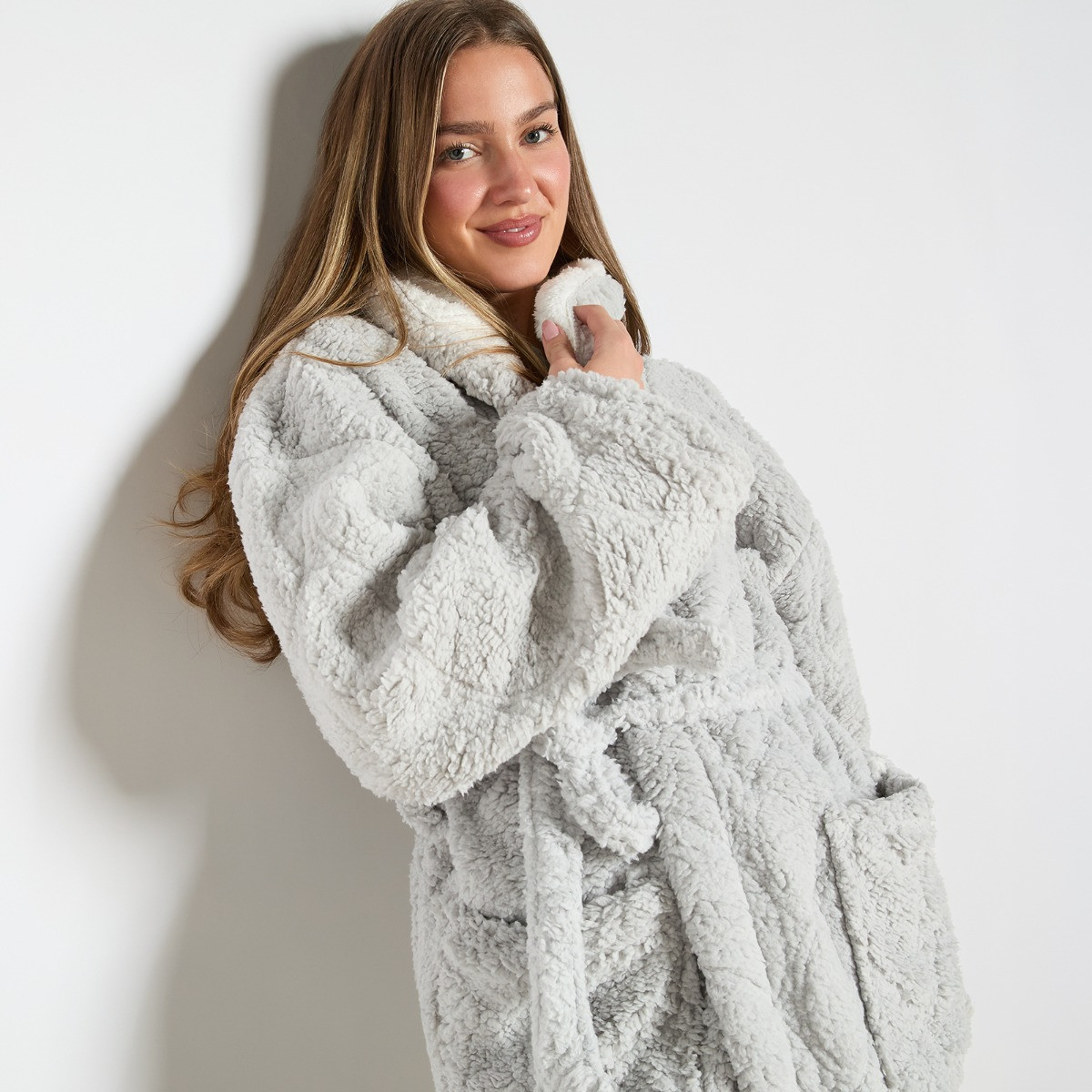OHS Braided Fleece Dressing Gown, Adults - Silver>