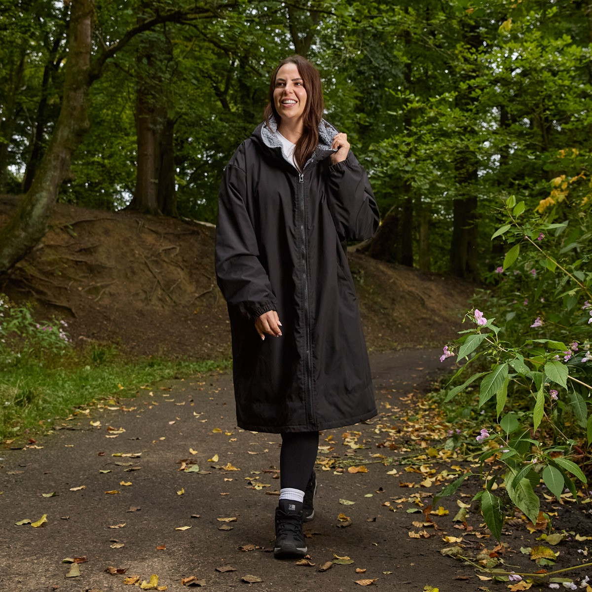 OHS Adults Water Resistant Sherpa Drying Robe - Black>