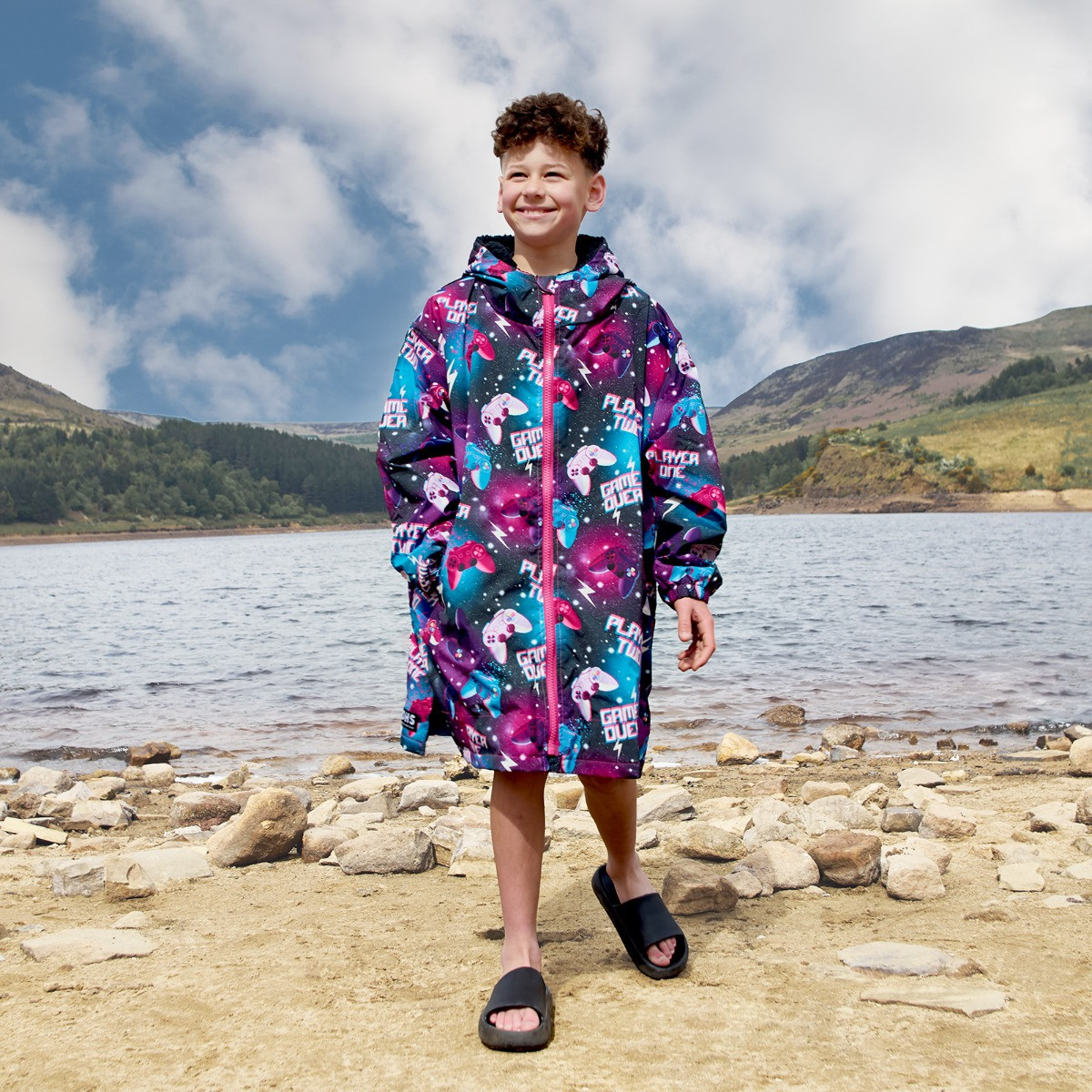 OHS Kids Water Resistant Gaming Print Sherpa Drying Robe, Purple - L/XL>