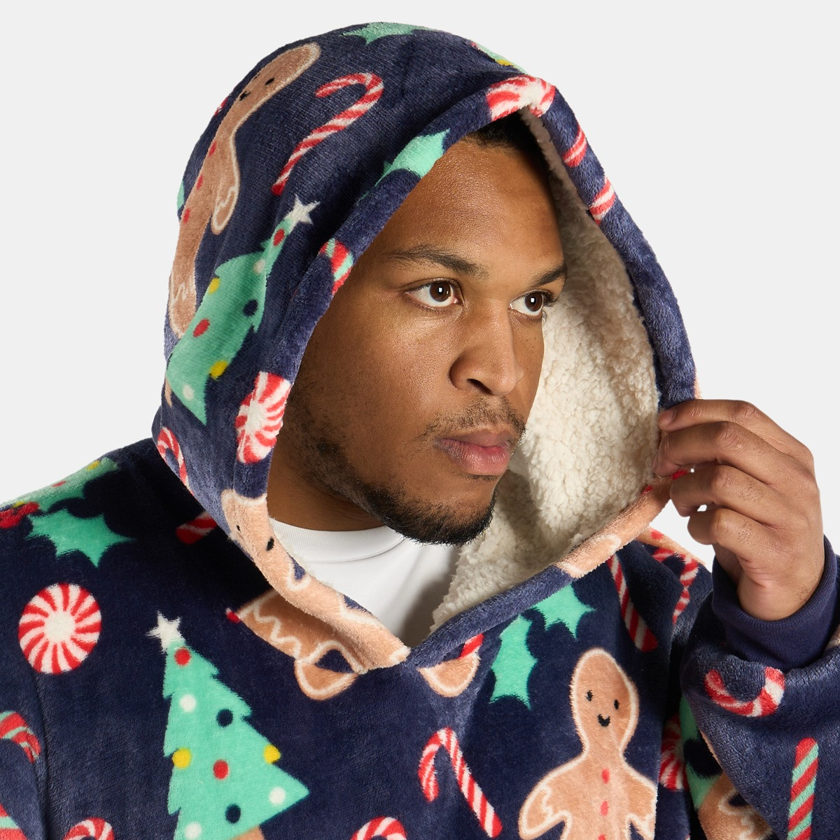OHS Adults Gingerbread Man Hoodie Blanket - Navy>