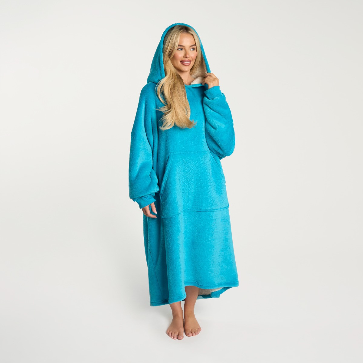 OHS Adults Extra-Long Sherpa Hoodie Blanket - Sea Blue>