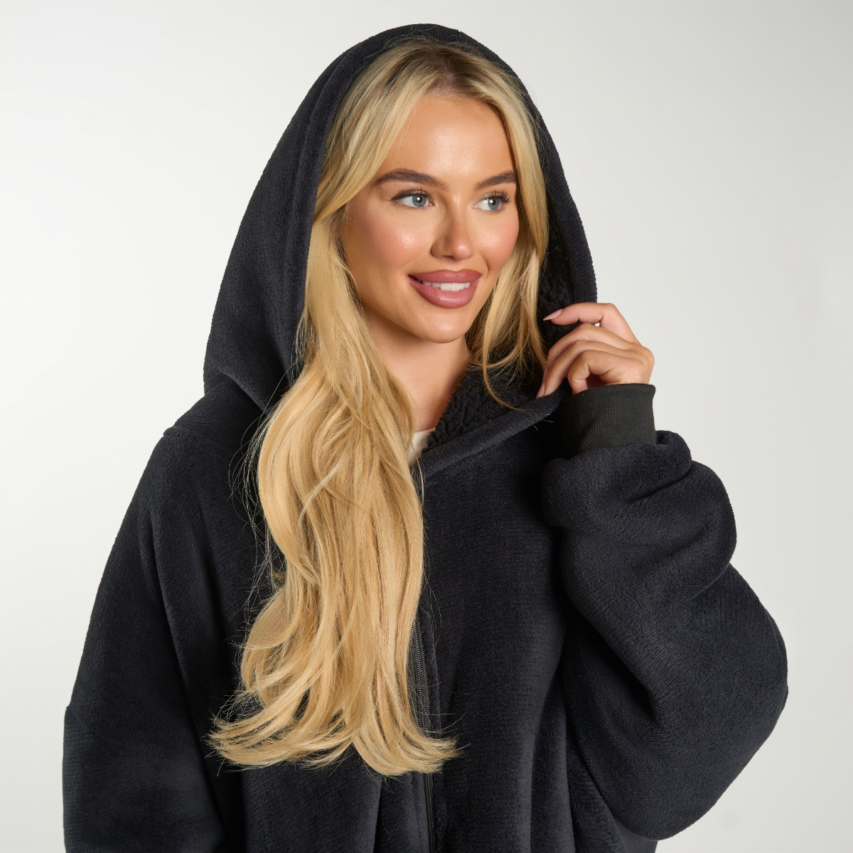 OHS Adults Zipper Hoodie Blanket - Black>