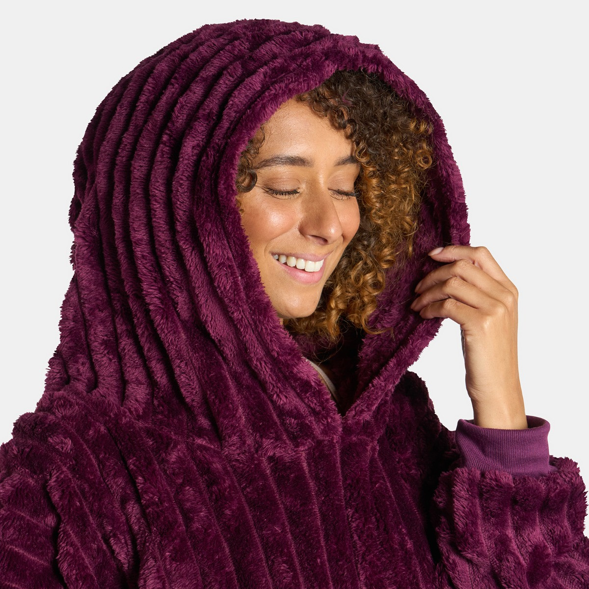 OHS Adults Ribbed Fleece Hoodie Blanket - Maroon>
