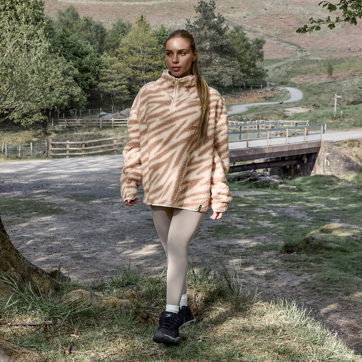 OHS Teddy Zebra Print Half Zip Fleece, Beige - Large/Extra Large>