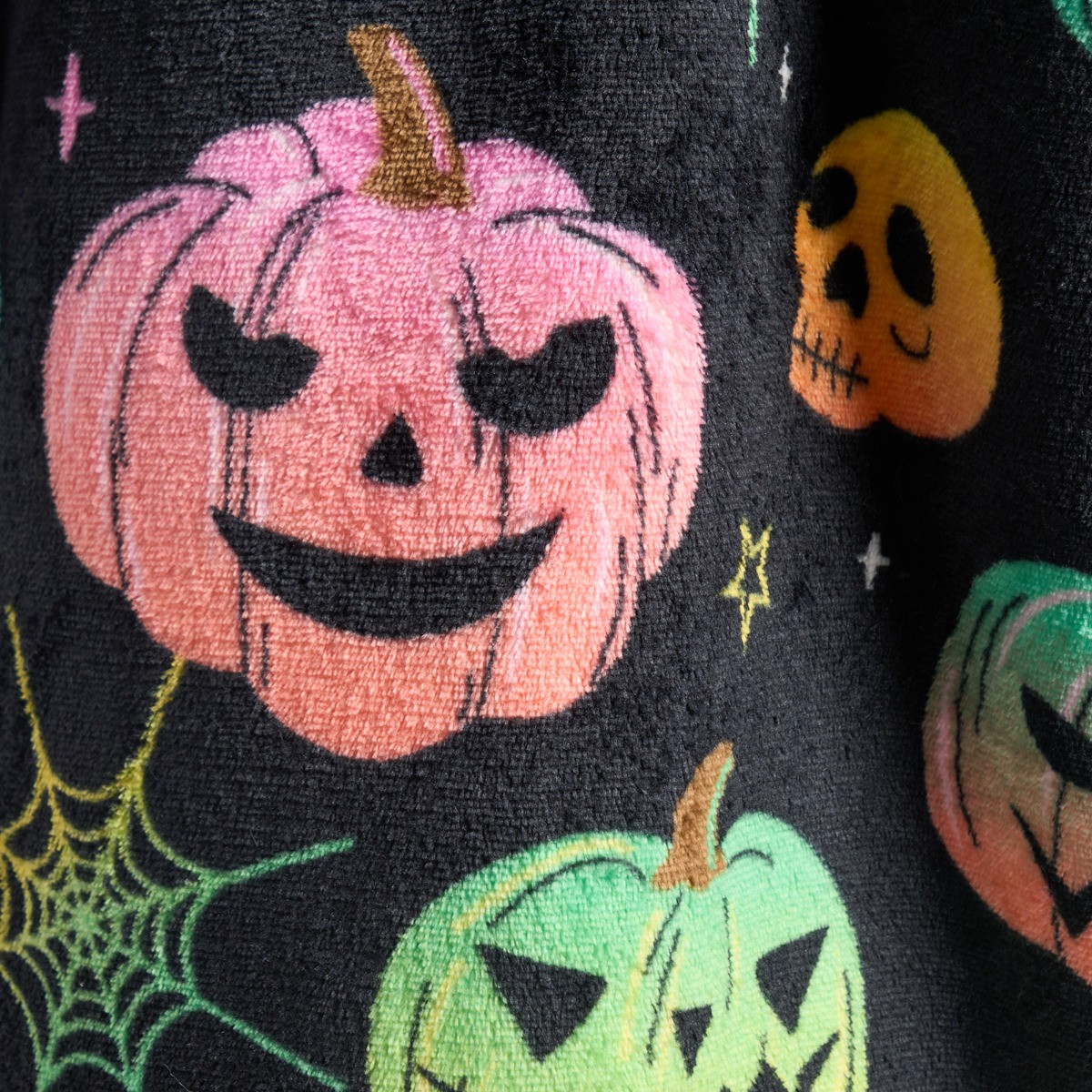 OHS Kids Neon Halloween Print Hoodie Blanket - Black>
