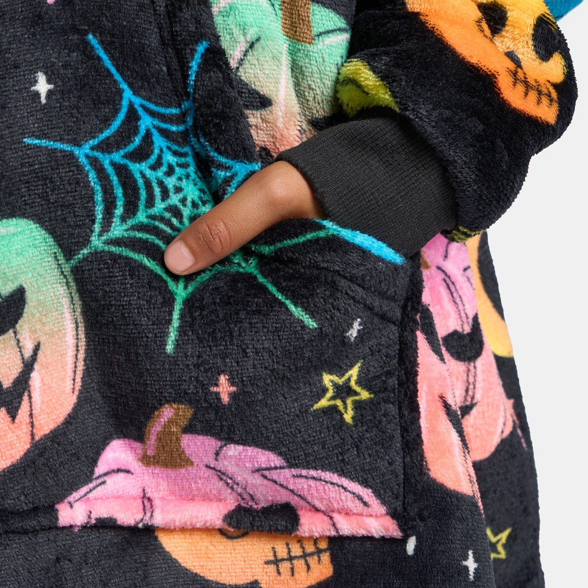 OHS Kids Neon Halloween Print Hoodie Blanket - Black>
