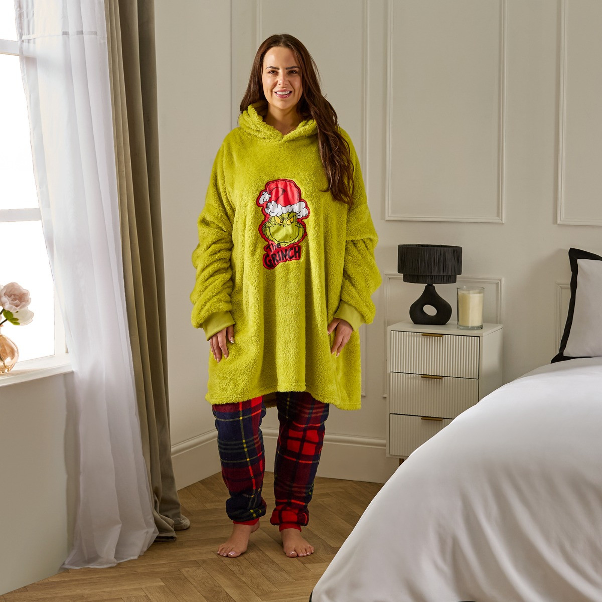 OHS Adults Novelty Grinch Teddy Hoodie Blanket - Green>