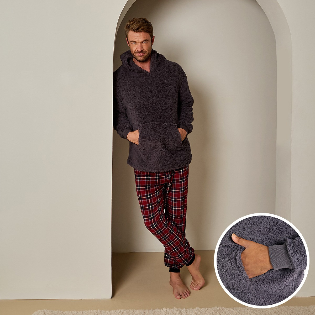 OHS Men's Teddy Hoodie Check Pyjama Set - Burgundy>