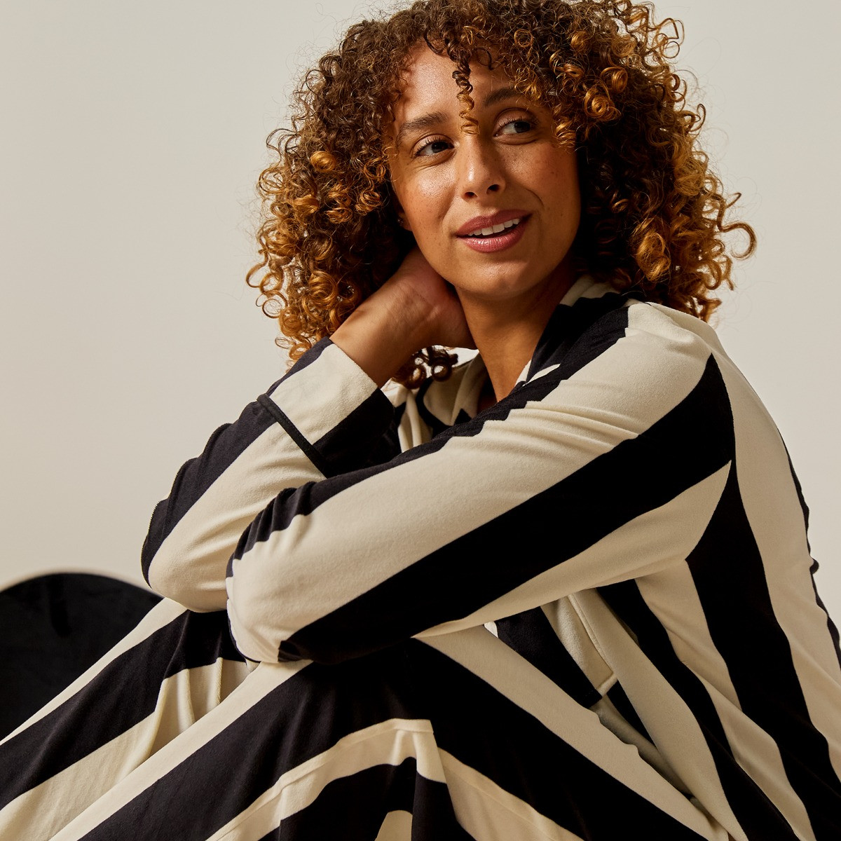 OHS Mono Stripe Button Through Pyjama Set, Monochrome - Large/Extra Large>