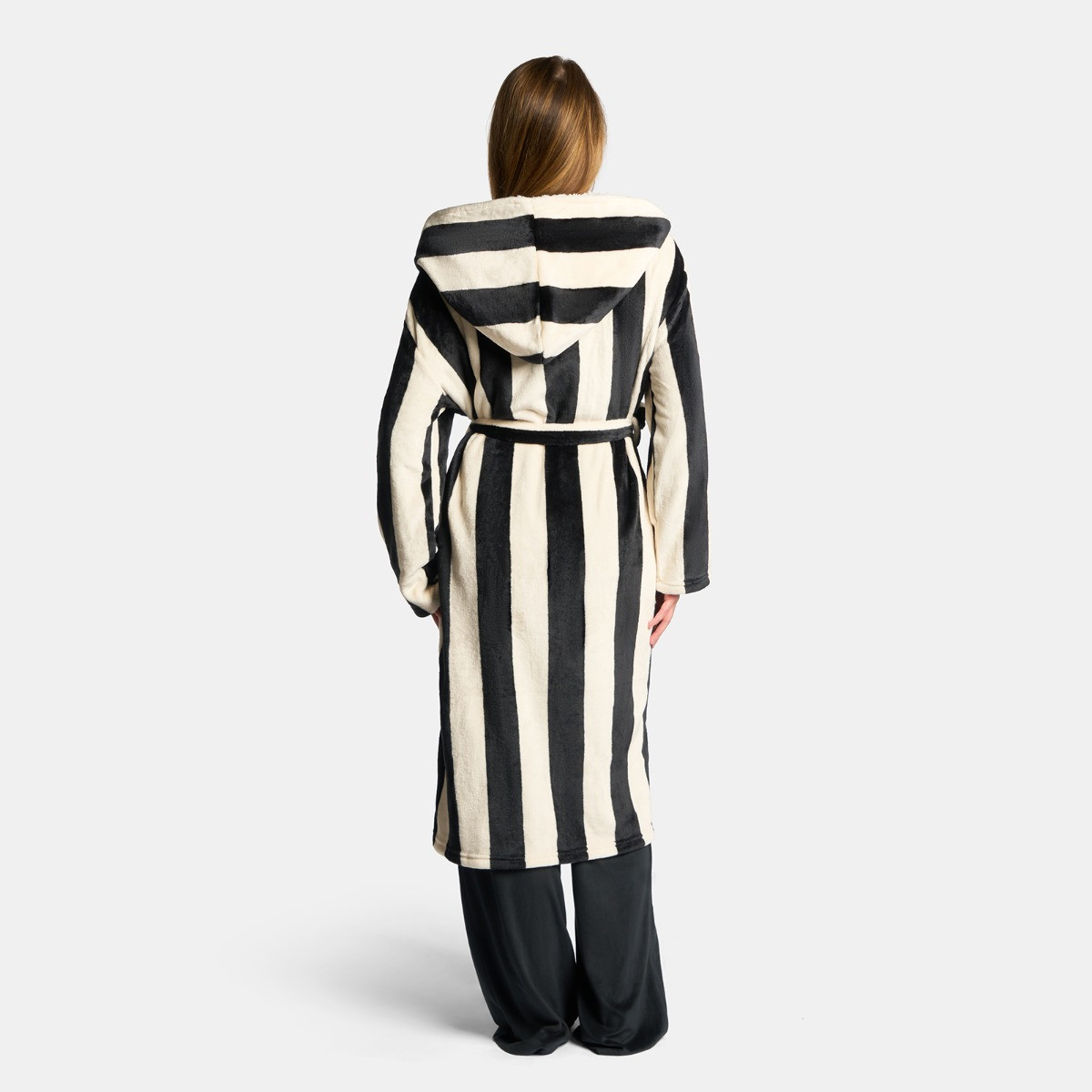 OHS Flannel Fleece Stripe Dressing Gown, Adult – Monochrome>