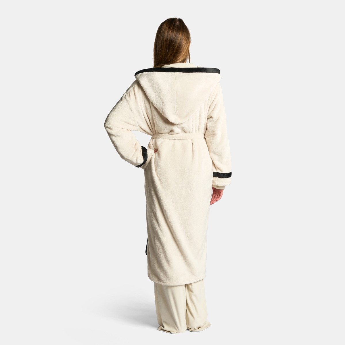OHS Flannel Fleece Piped Edge Dressing Gown, Adults - Cream/Black>