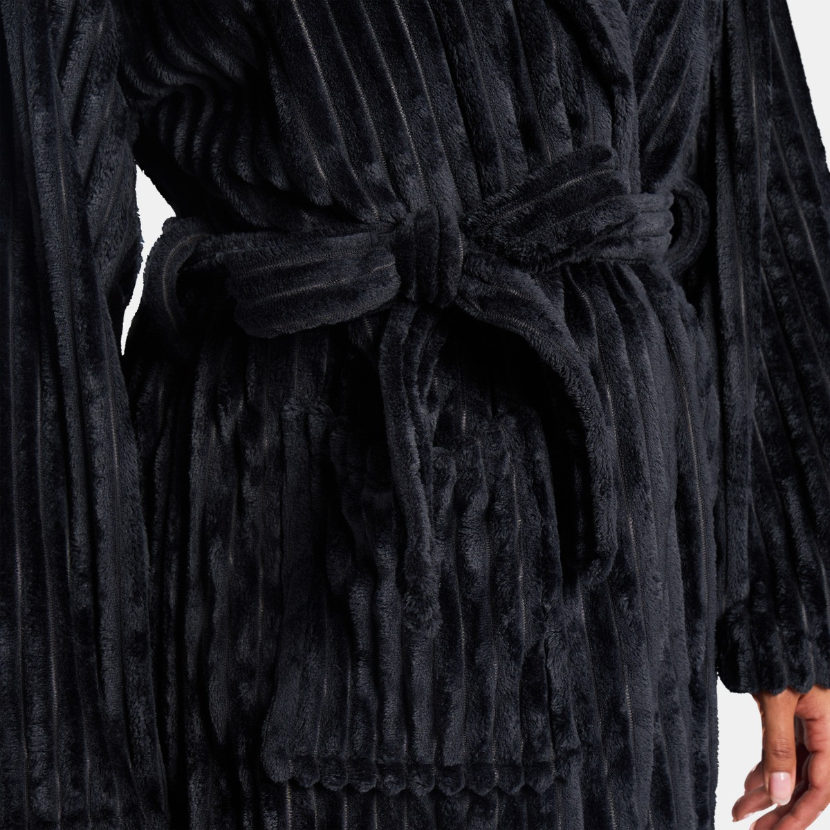 OHS Ribbed Fleece Dressing Gown - Black>