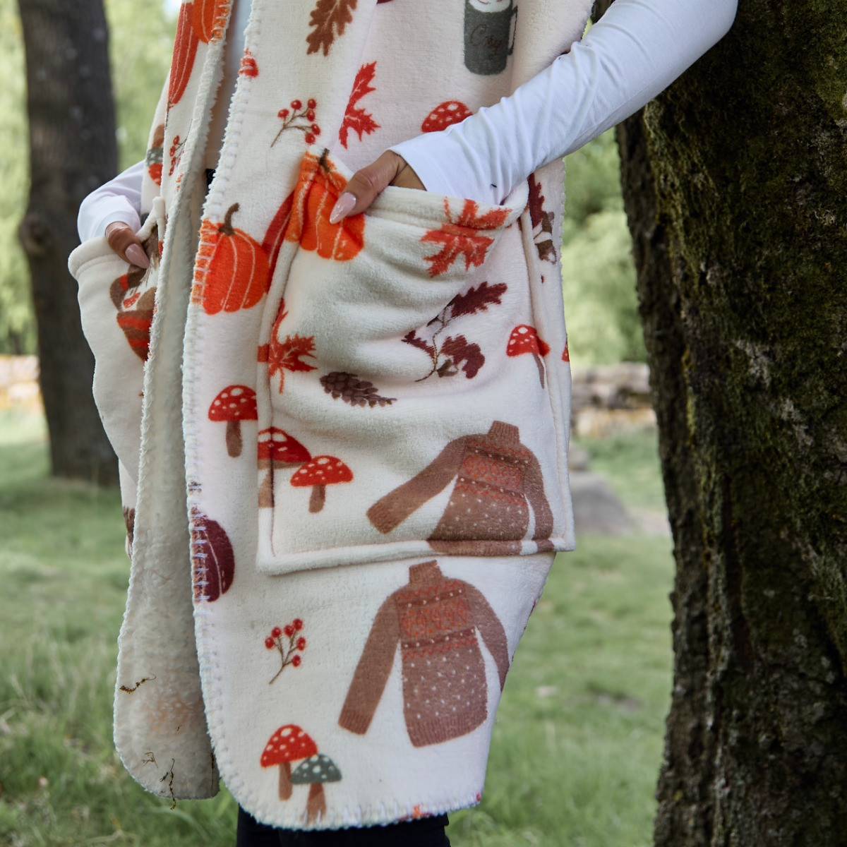 OHS Autumn Print Fleece Pocket Scarf - Beige >