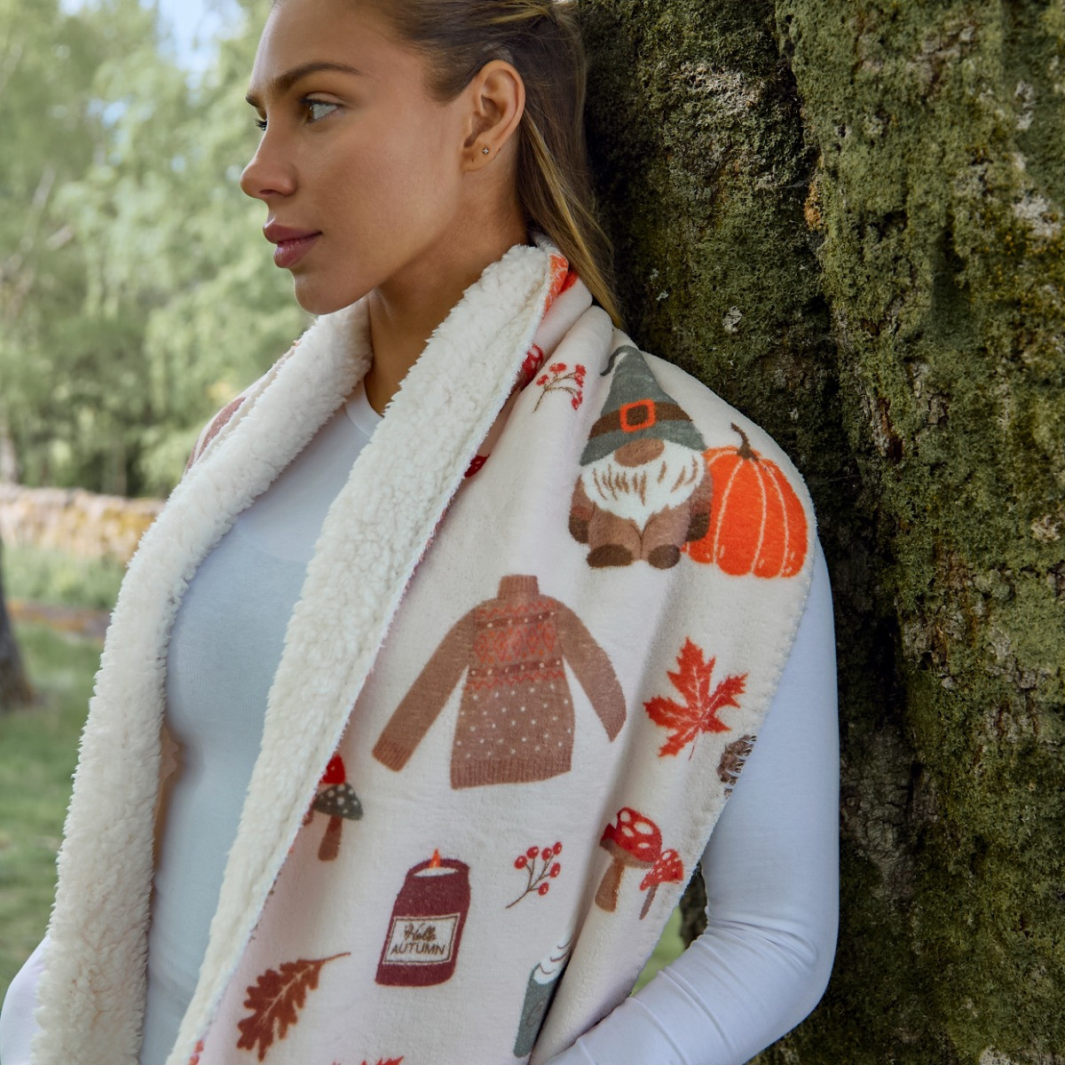 OHS Autumn Print Fleece Pocket Scarf - Beige >