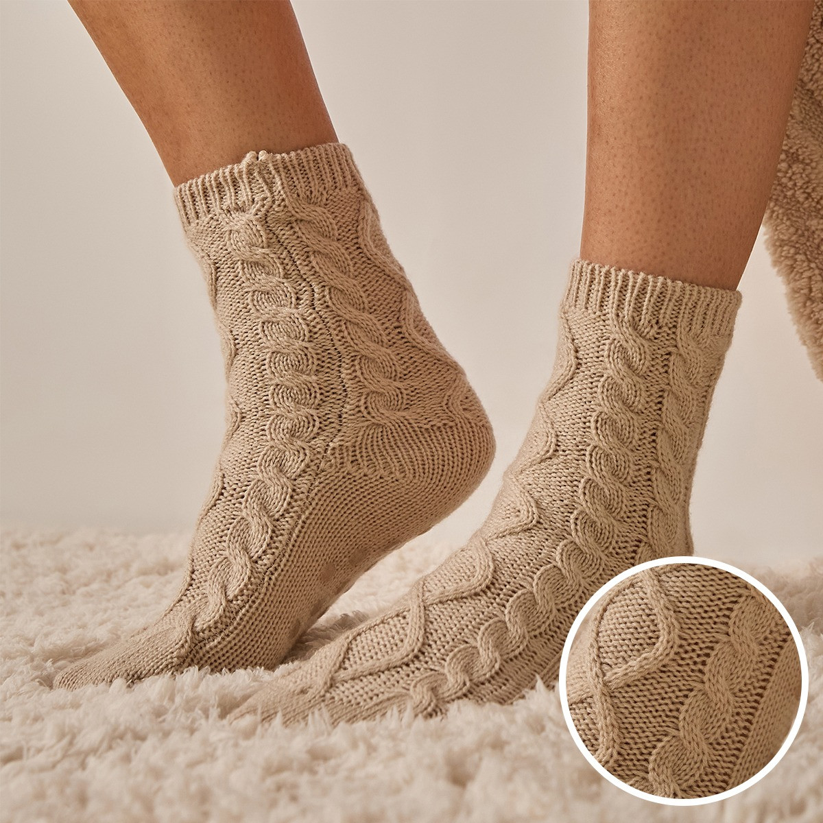 OHS Cable Knit Socks - Natural>