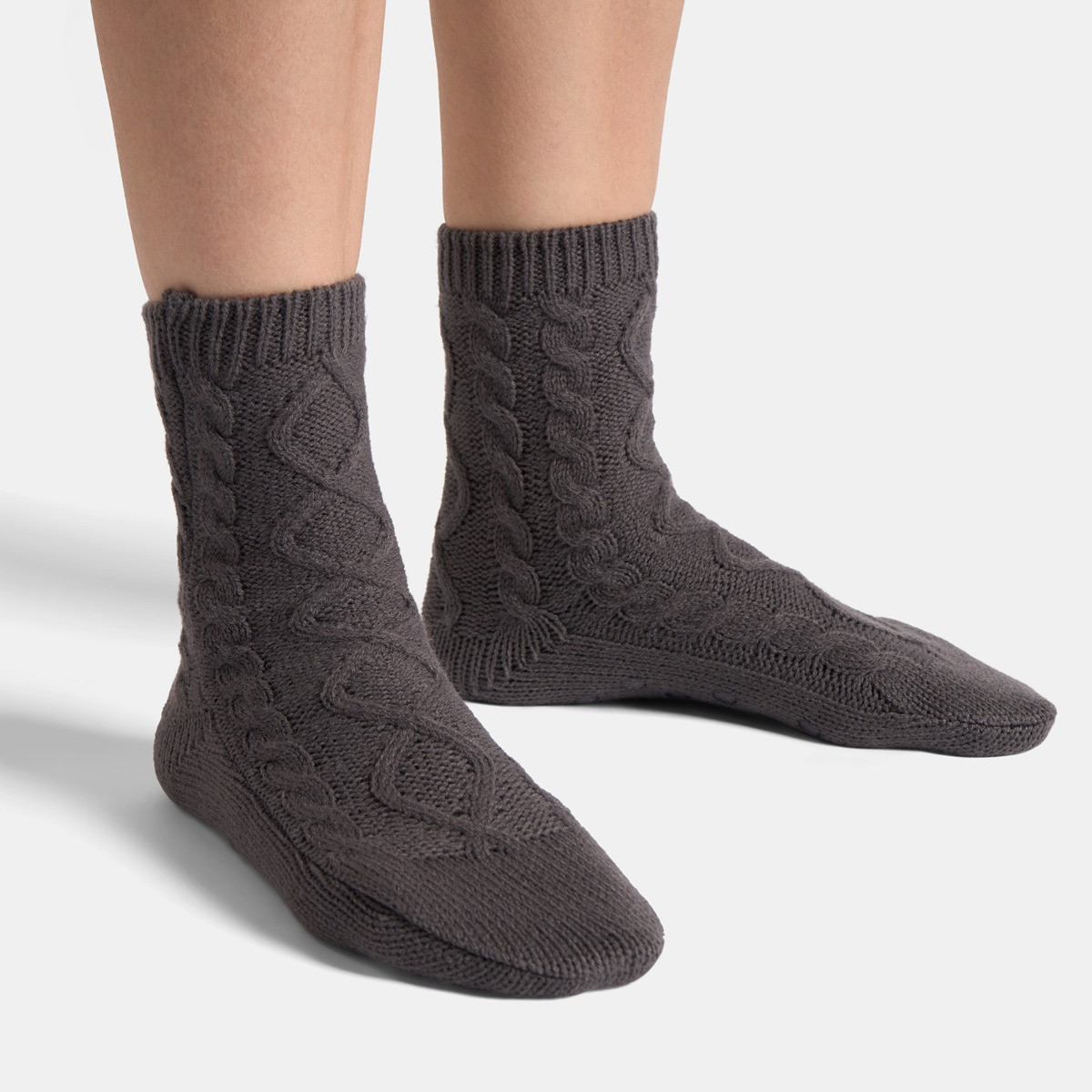 OHS Cable Knit Socks - Charcoal>