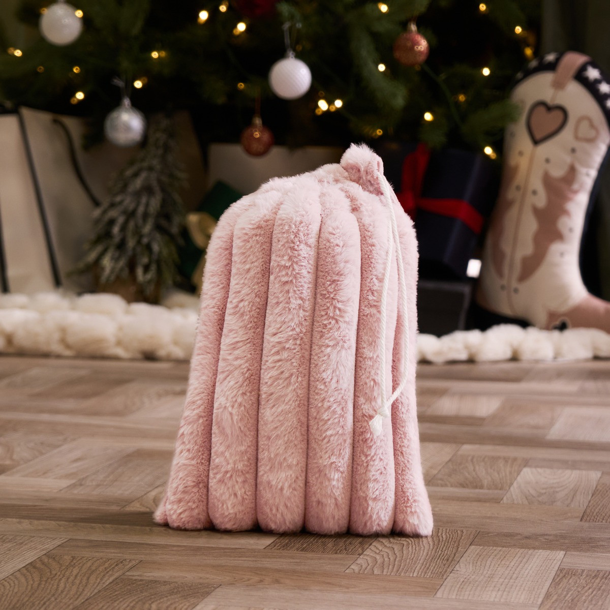 OHS Ribbed Hot Water Bottle Gift Set - Blush>