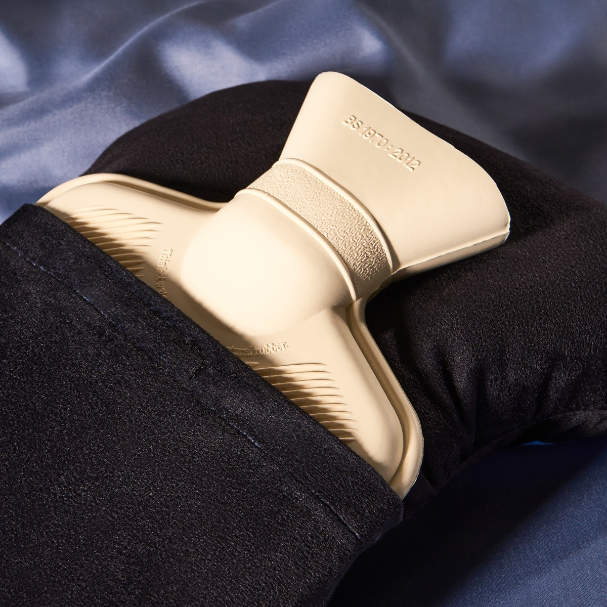 OHS Gaming Controller Hot Water Bottle - Black>