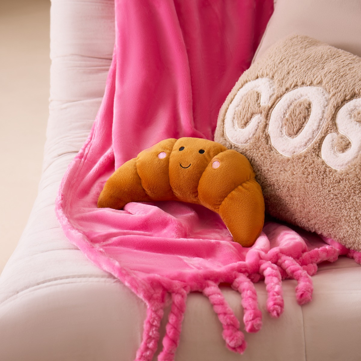 OHS Croissant Microwaveable Hottie - Brown>